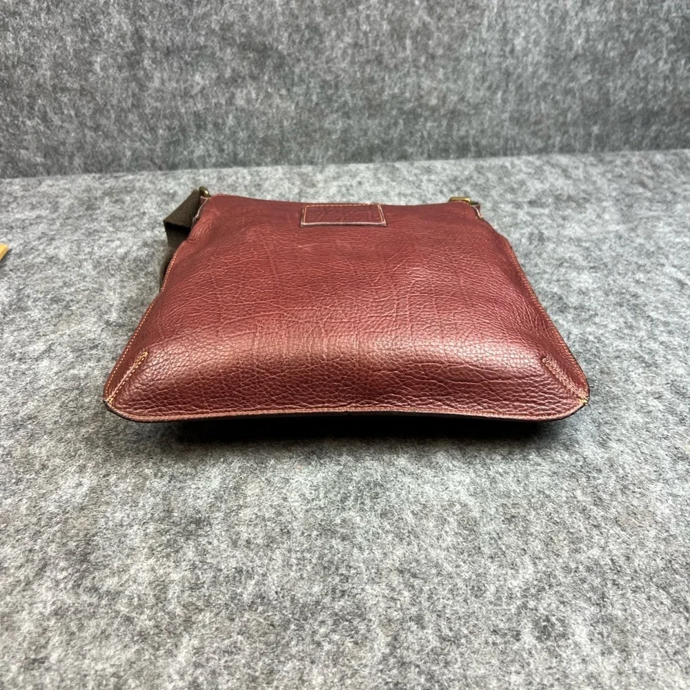 Elegant Messenger Bag Unisex Shoulder Bag Genuine Leather Made In Italy Maroon